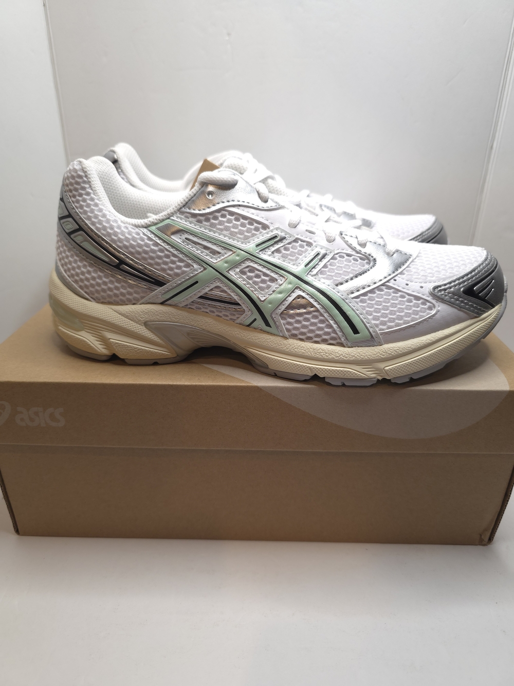Asics GEL-1130 Unisex Sneaker White/Mint US 7M 8.5W